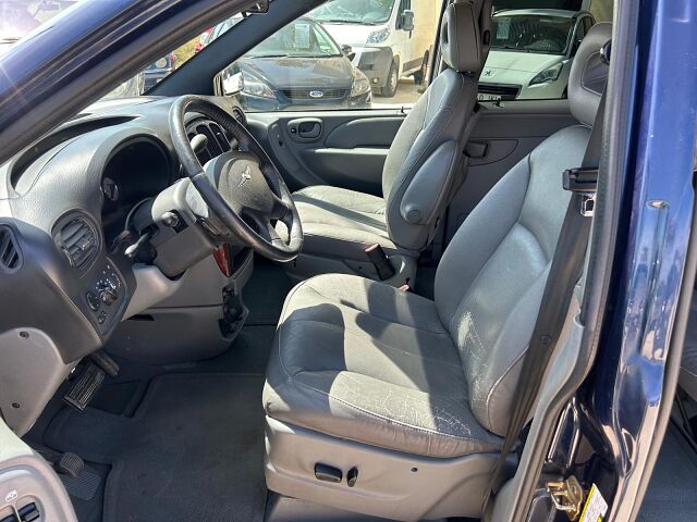 CHRYSLER GRAND VOYAGER LX 2.8 CRDI AUTO SPANISH LHD IN SPAIN 106K 7 SEATS 2006
